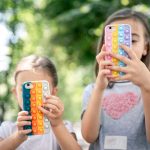 PP Tunas Berlaku, 8 Aplikasi Wajib Blokir Akun Anak Mulai Maret!