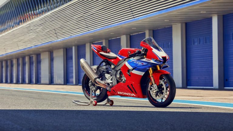 Honda Rilis Motor Sport Baru CBR1000RR-R, Ini Spesifikasinya!