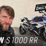 Superbike Premium BMW S 1000 RR Memiliki Tenaga Mesin 999cc