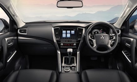 Mitsubishi Pajero Sport Black Edition Rilis Dengan Panel Digital
