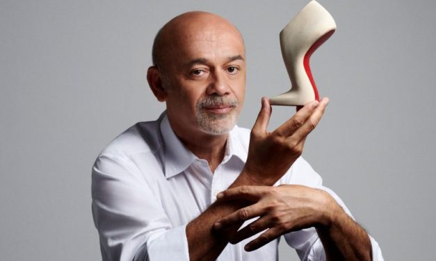 Brand Christian Louboutin, Sang Maestro Sepatu Yang Viral